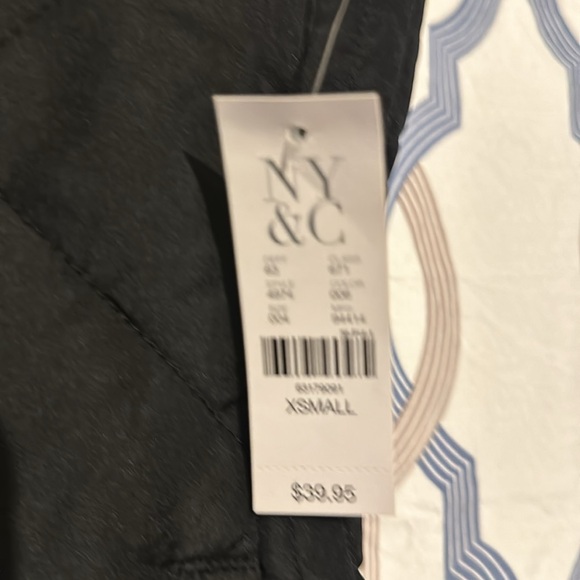 NY&C XSMALL BLACK - Picture 4 of 5